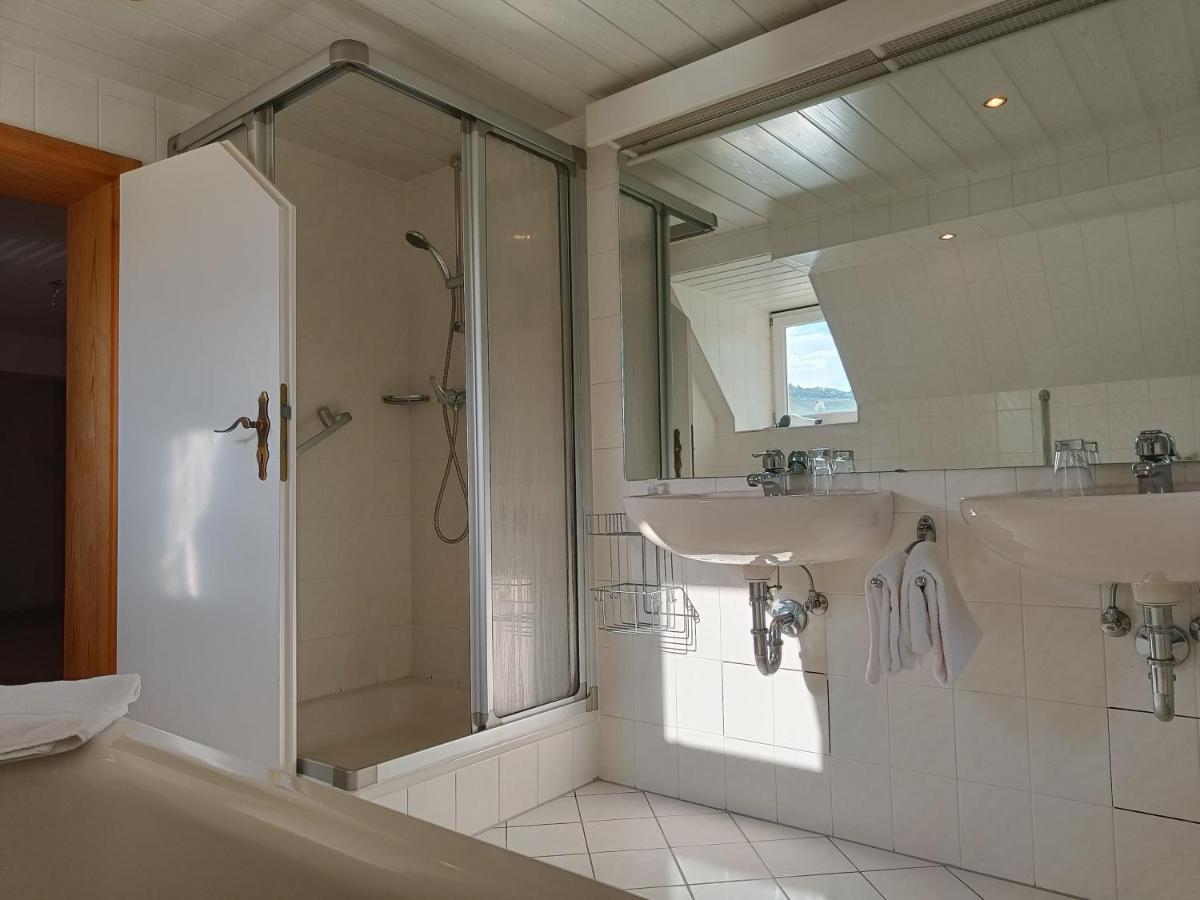 Hotel Und Weingut Karlsmuehle Mertesdorf Kültér fotó