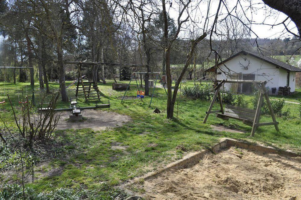 Hotel Und Weingut Karlsmuehle Mertesdorf Kültér fotó